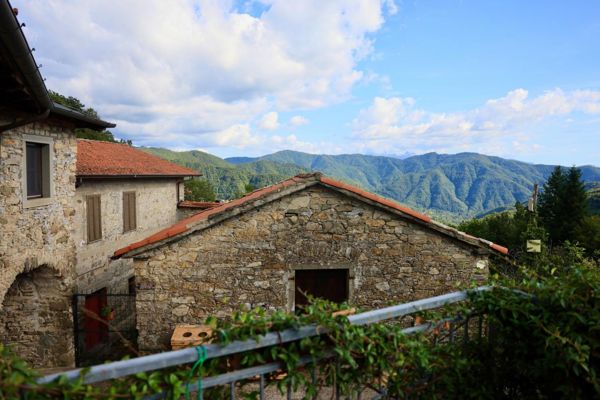 Agriturismo Montagna Verde Apella Licciana Nardi Exterior foto